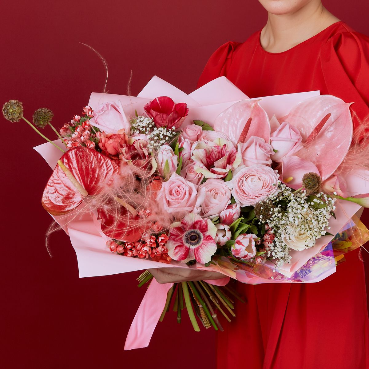 Букет из роз, тюльпанов, ранункулюсов №1361
