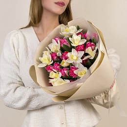 Букет из тюльпанов и нарциссов №2369