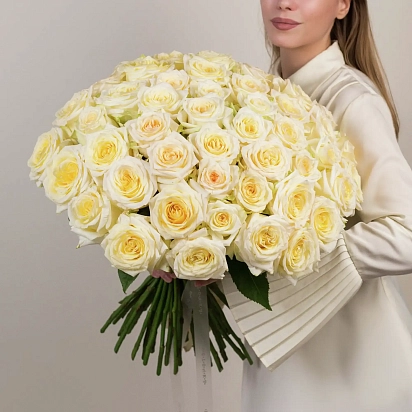 Букет из 49 кремовых роз №2333
