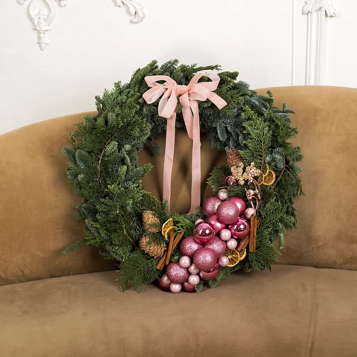 Рождественская композиция венок с корицей №2307